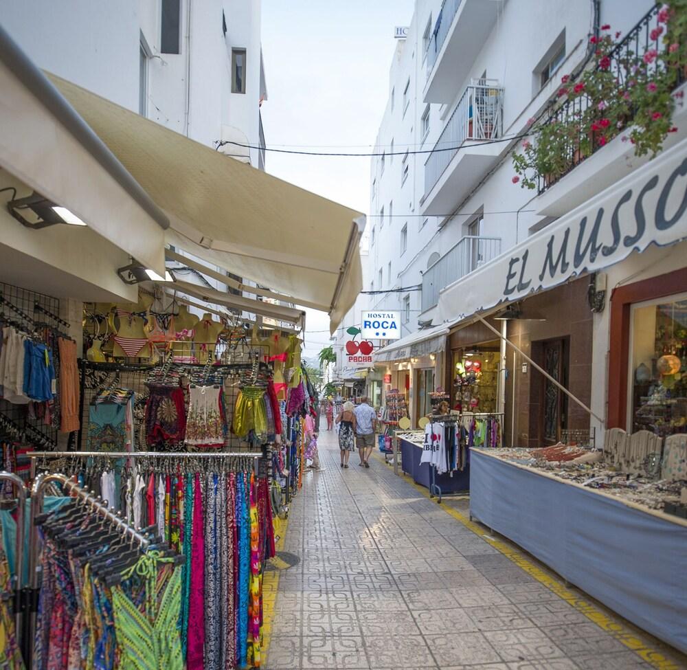 Hostal Roca San Antonio  Bagian luar foto