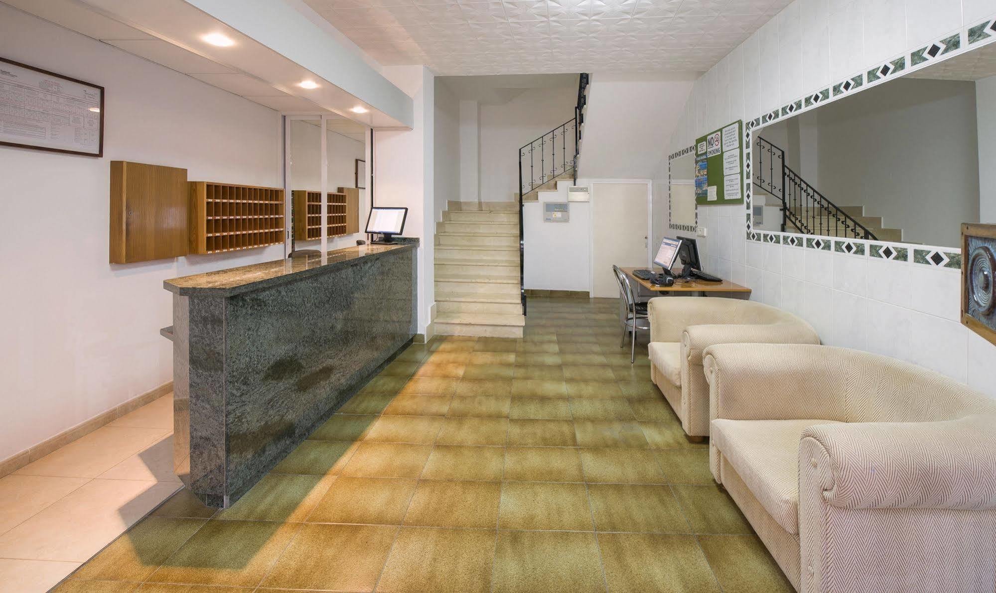 Hostal Roca San Antonio  Bagian luar foto